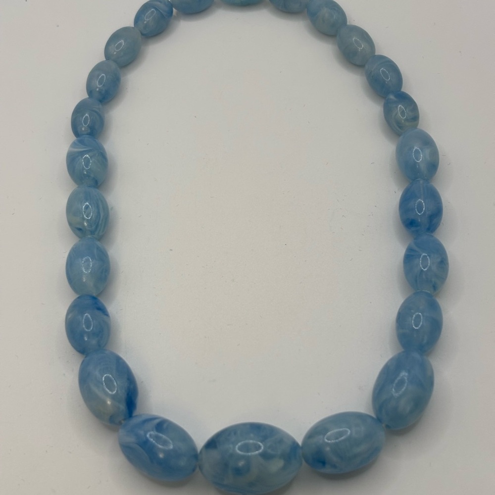 Elegant Blue Beaded Necklace